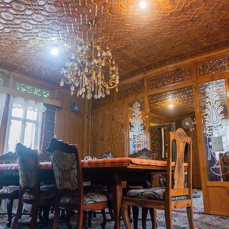 Goona Palace Houseboats Срінагар Екстер'єр фото